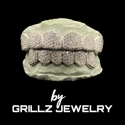 Stylish and durable gold grillz, expertly made for the modern individual.
